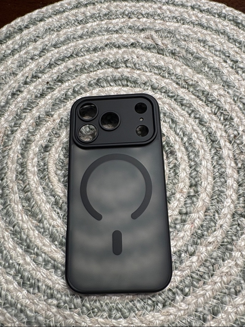 Matte Black Magnetic-Compatible Protective Phone Case